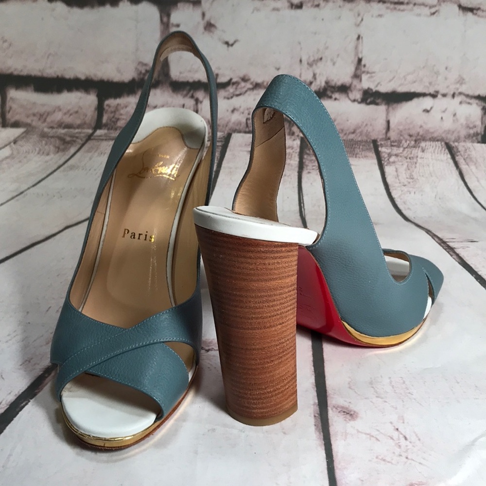 CHRISTIAN LOUBOUTIN Slingback